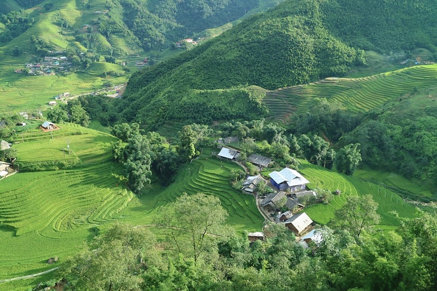 1-Day Sapa Trekking Tour to Y Linh Ho, Lao Chai & Ta Van